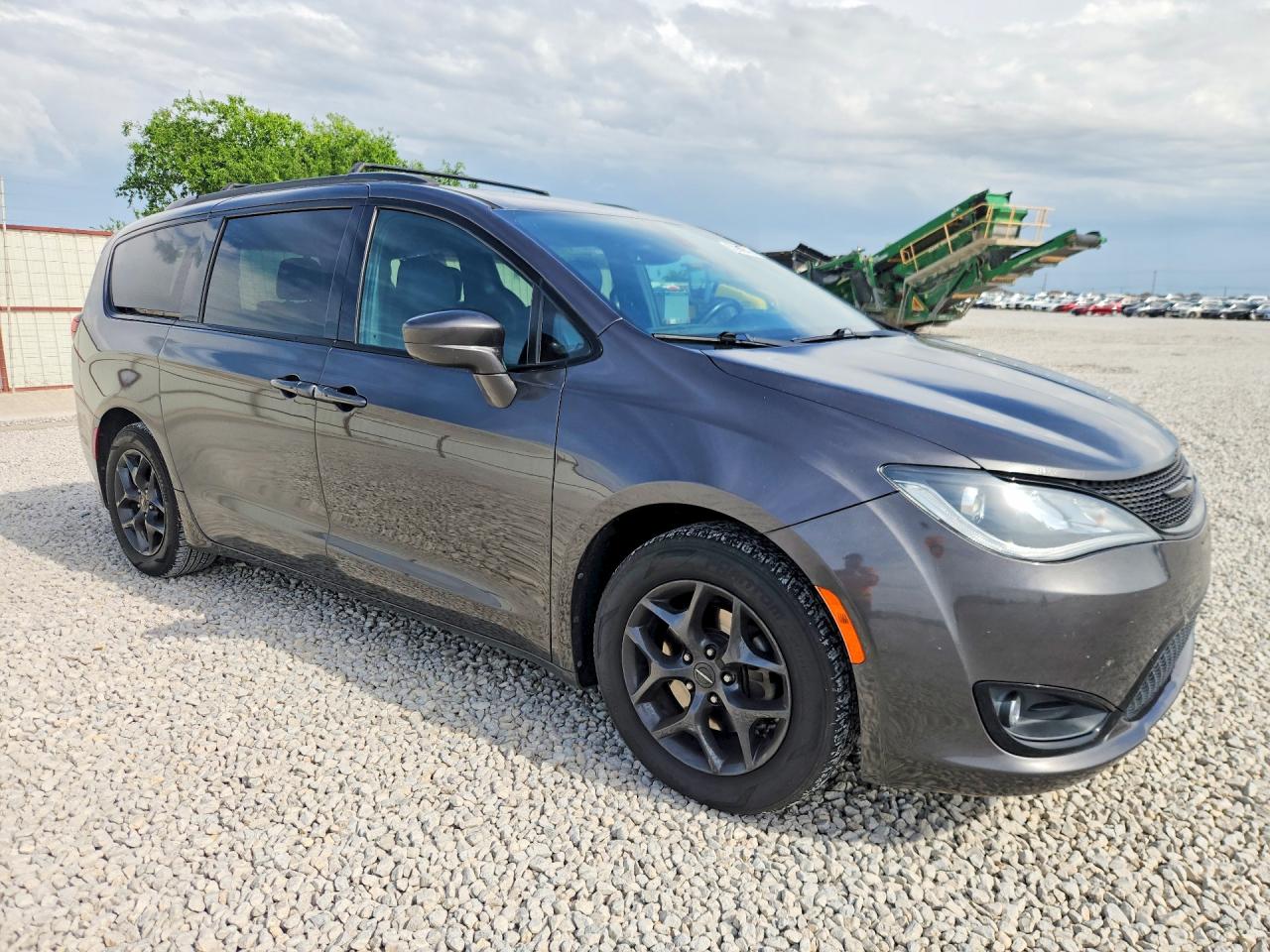 Chrysler Pacifica Touring L Plus