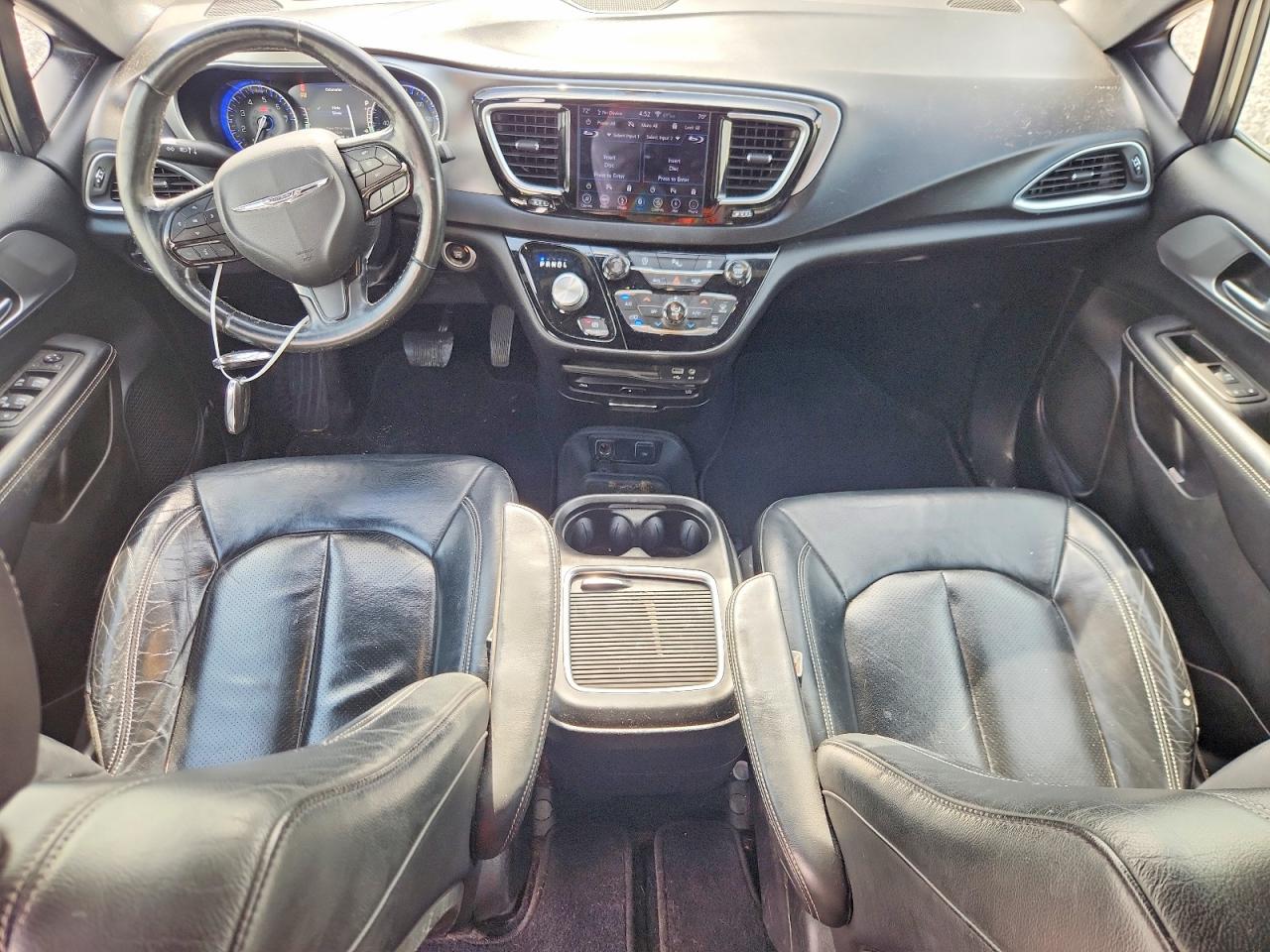 Chrysler Pacifica Touring L Plus