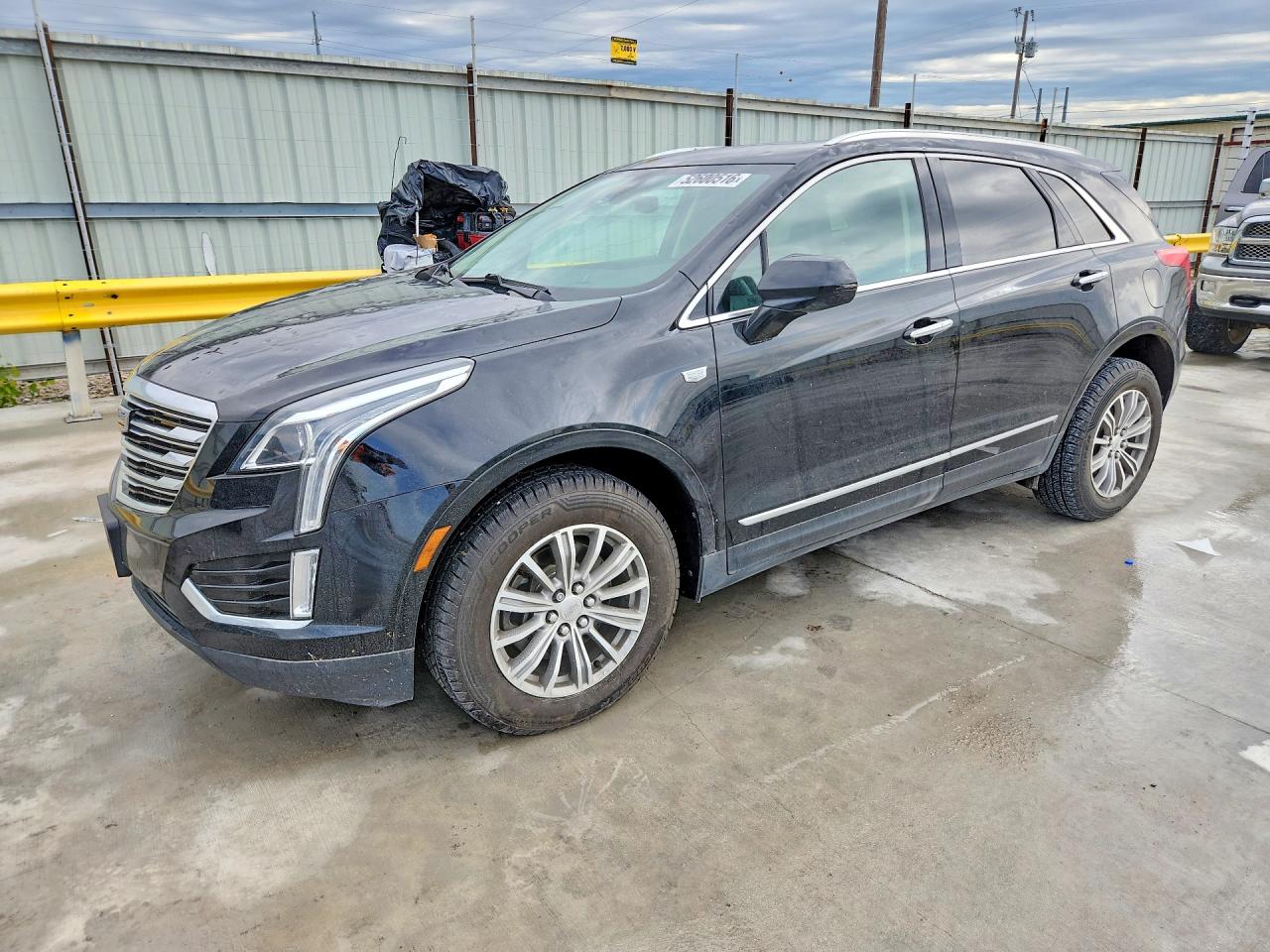 Salvage Cadillac XT5 Image