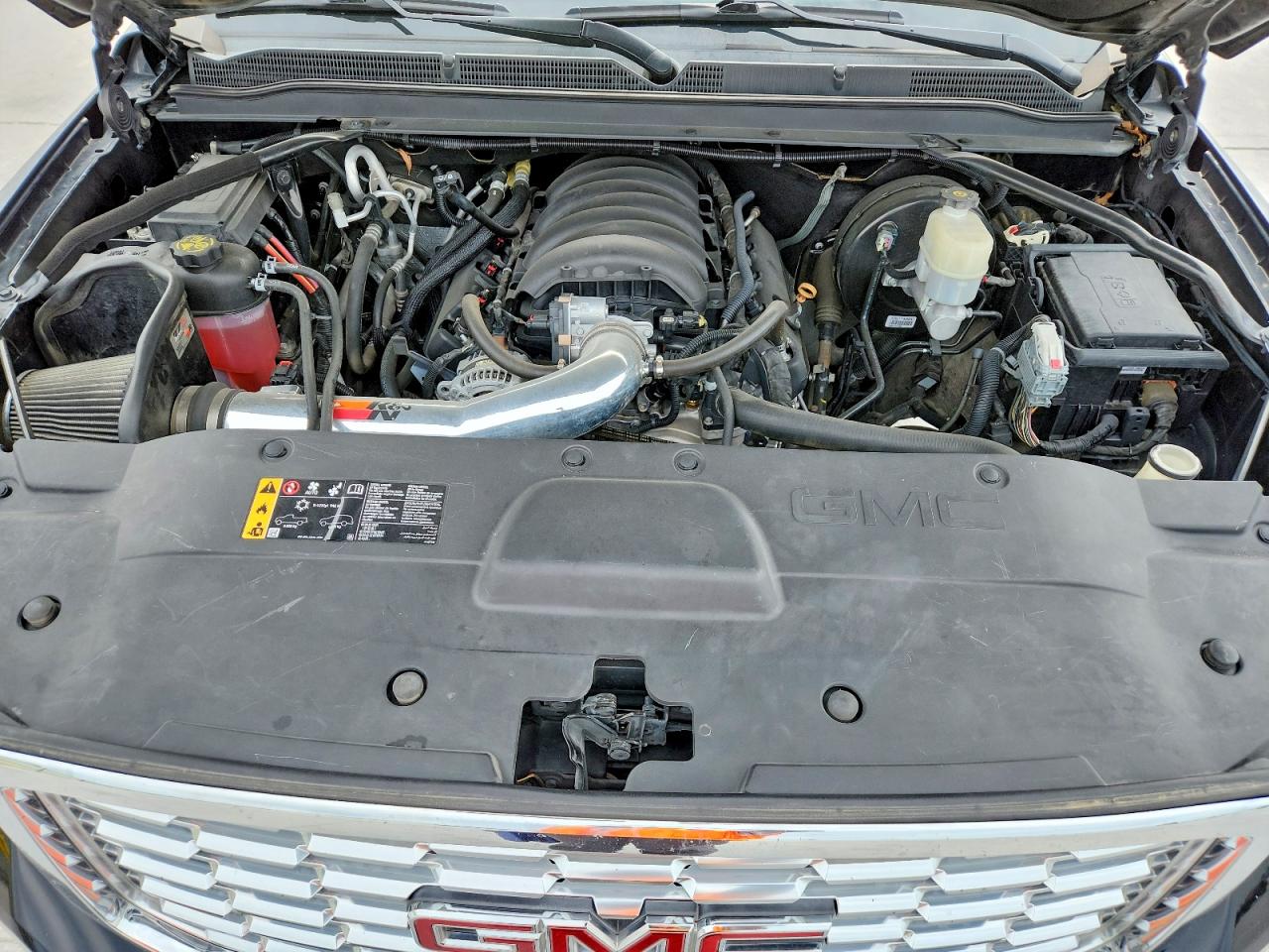 GMC Yukon Slt