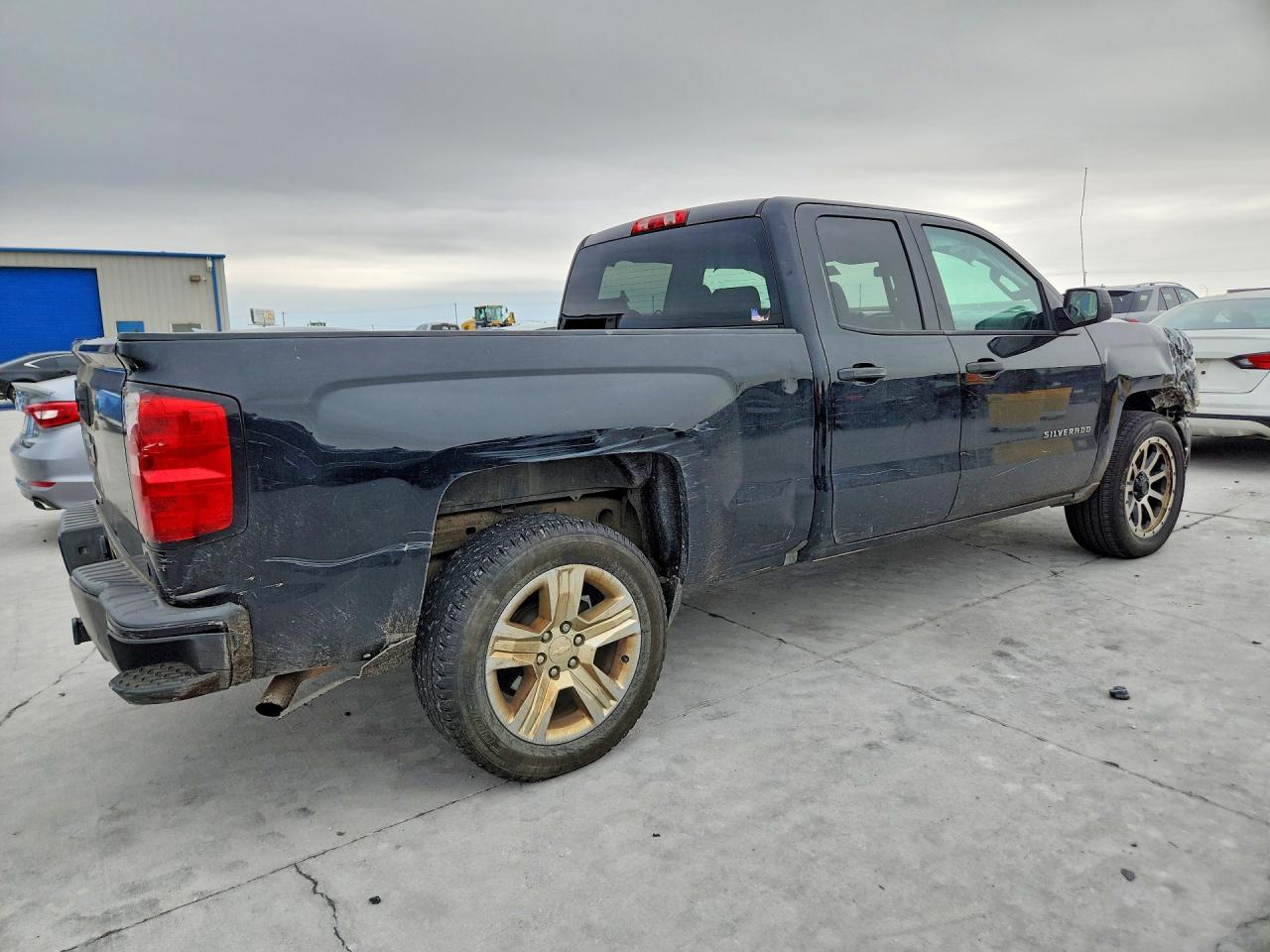 Chevrolet Silverado C1500 Custom