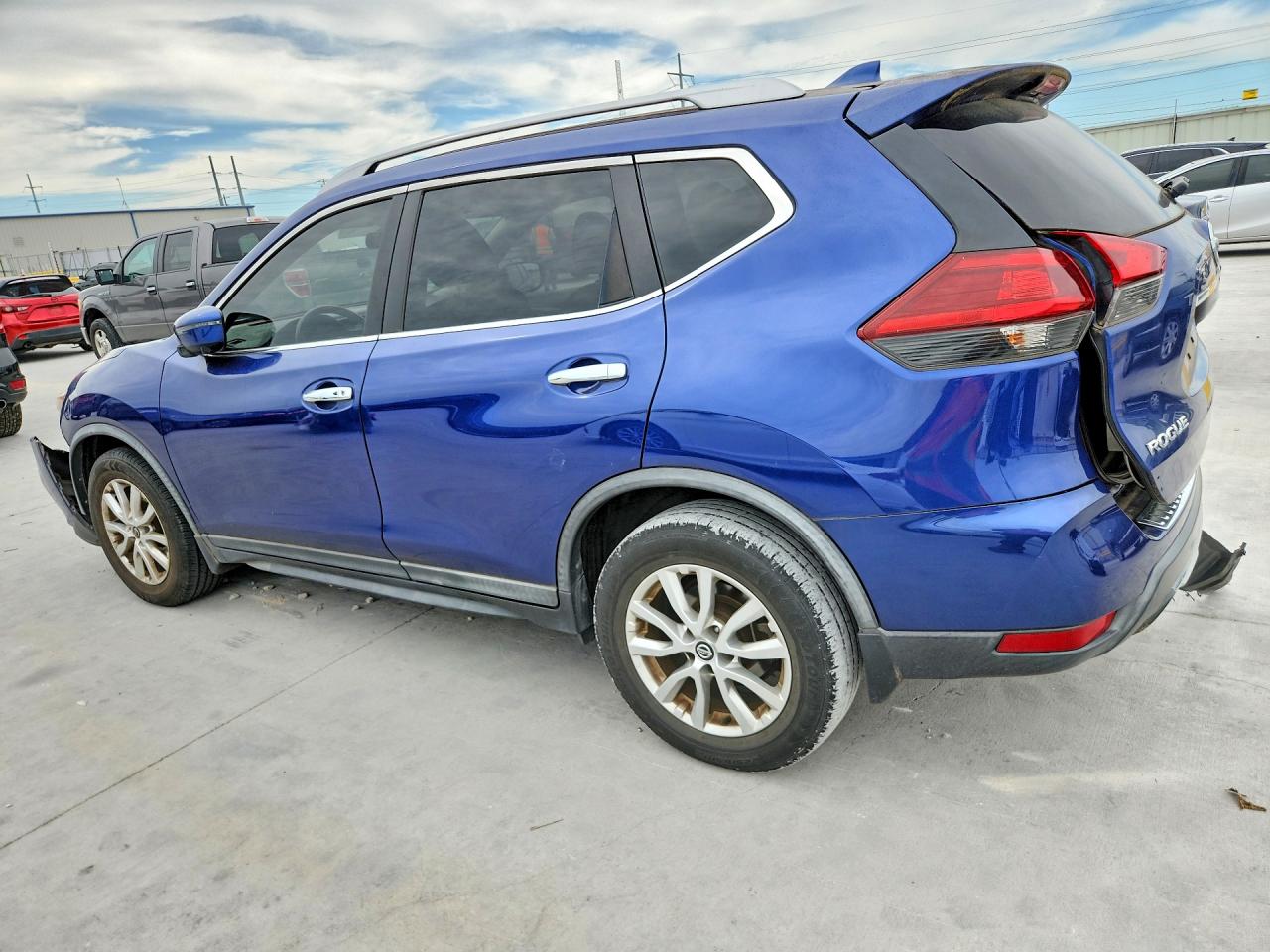 Nissan Rogue Sv