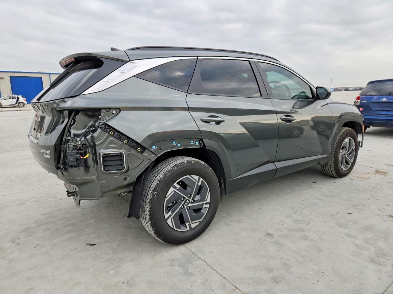 Hyundai TUCSON Blue