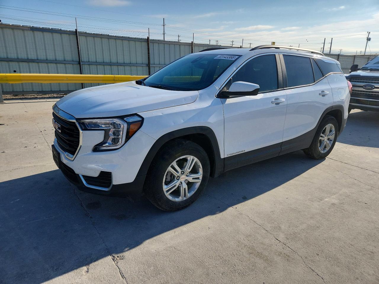 Salvage GMC Terrain Image