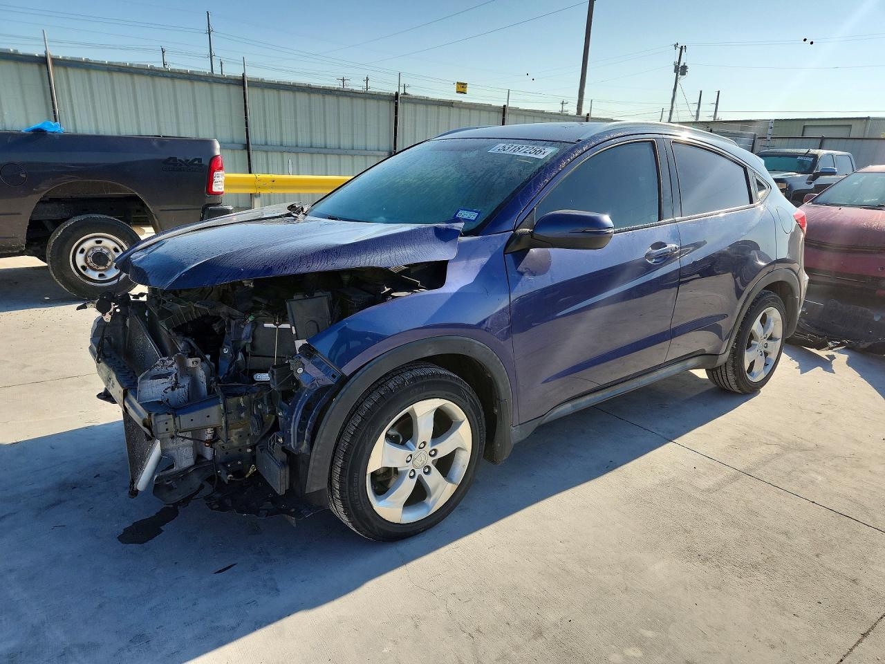 Salvage Honda HR-V Image
