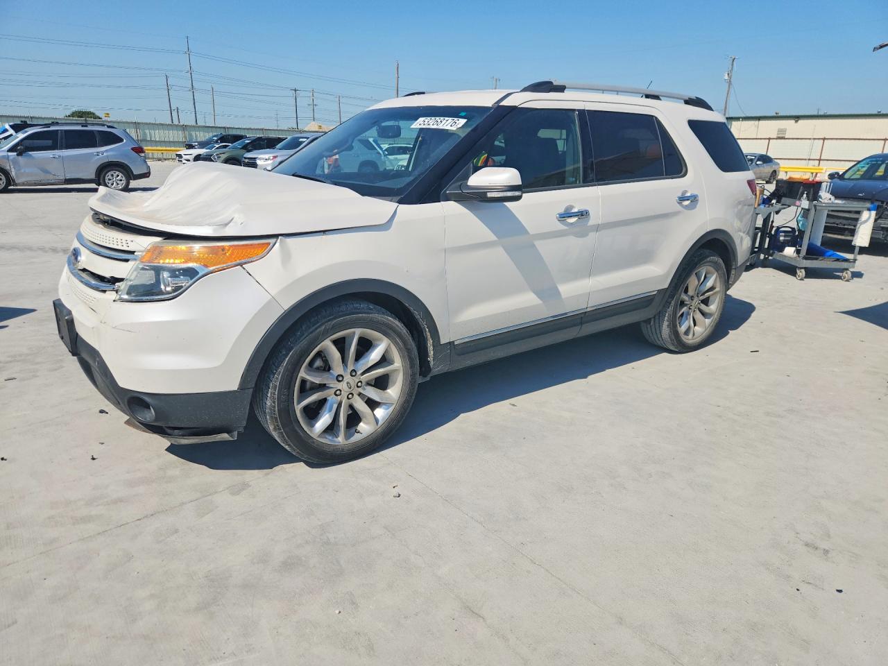 Salvage Ford Explorer Image
