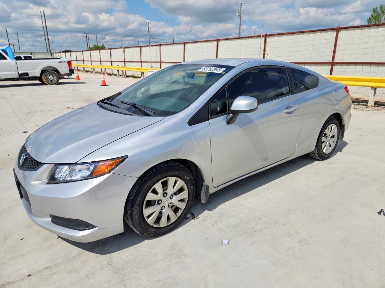 Salvage Honda Civic Image