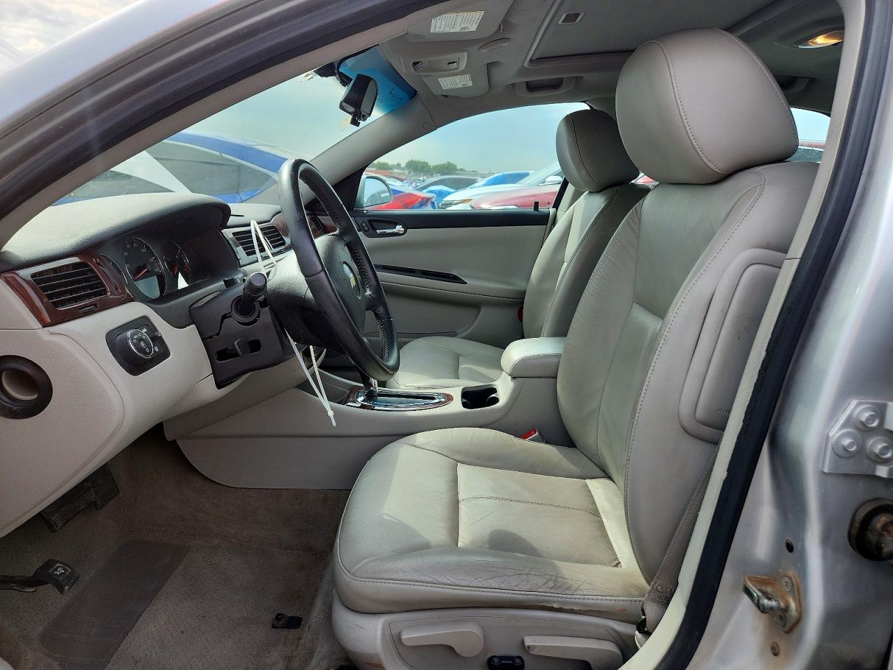 Chevrolet Impala Lt