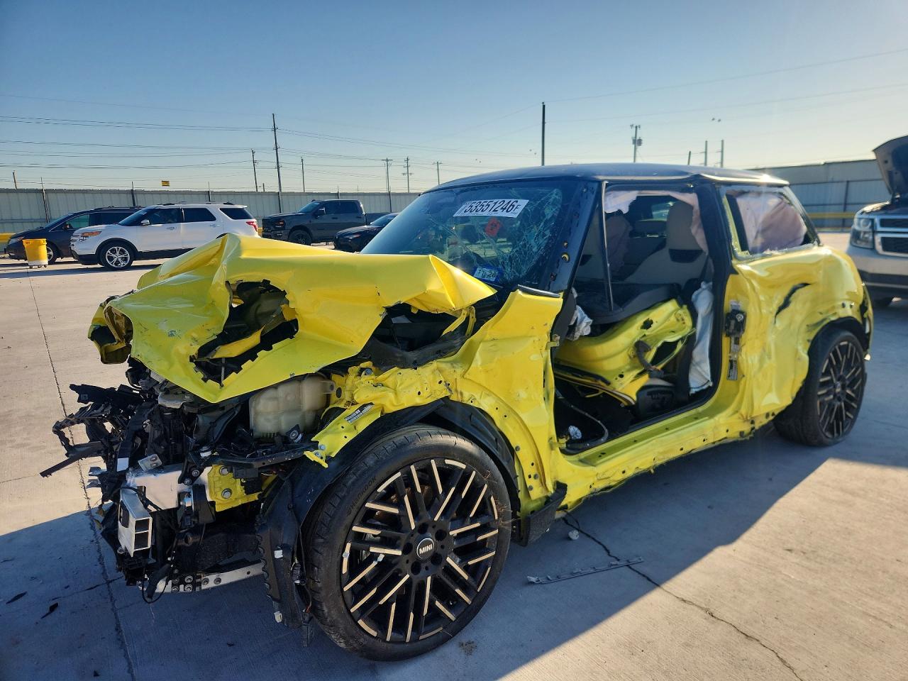 Salvage MINI Cooper Image