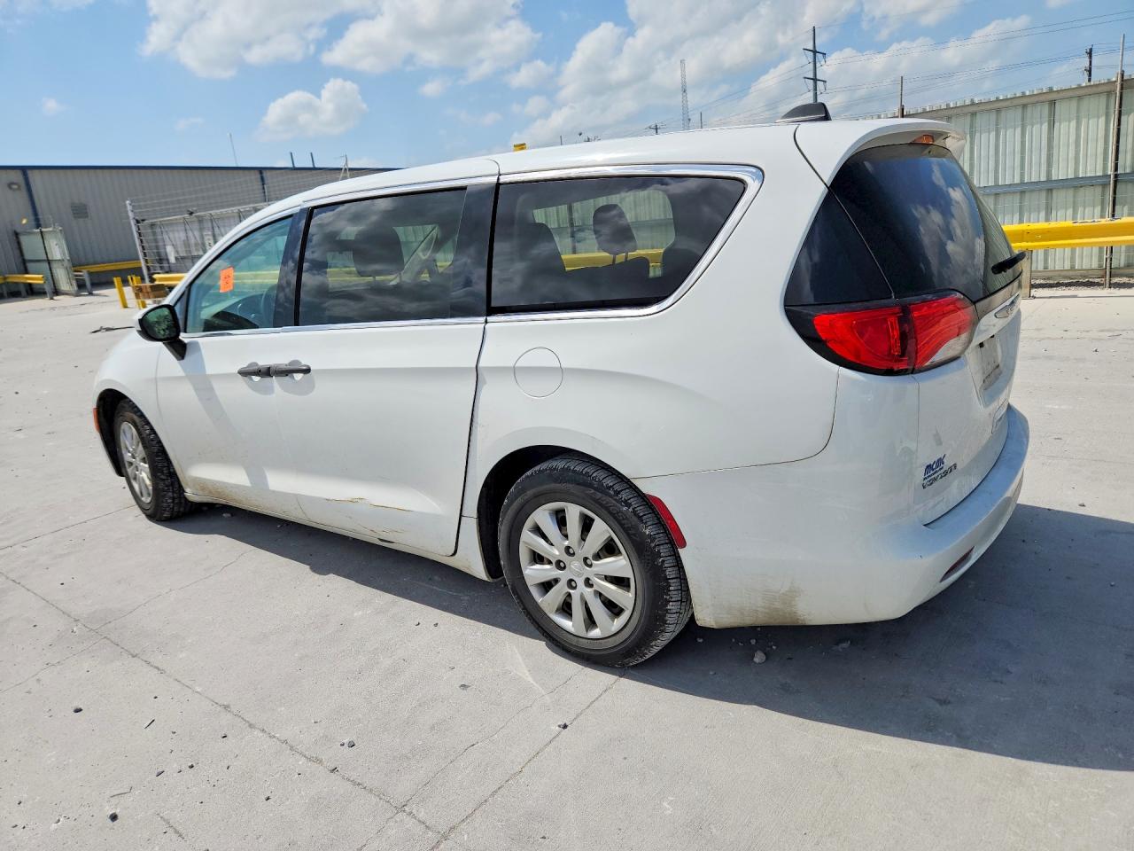 Chrysler Minivan L