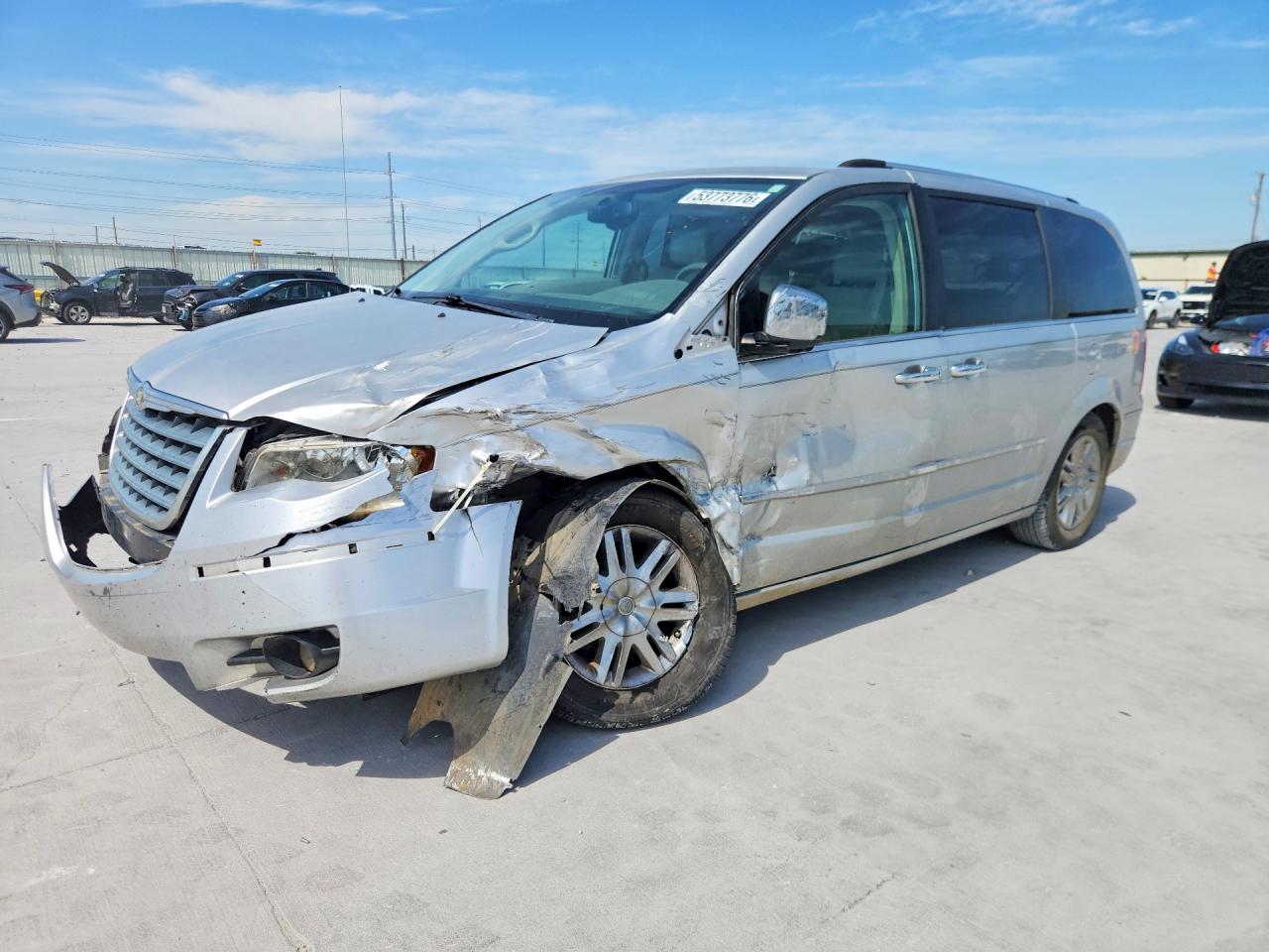 Salvage Chrysler Minivan Image