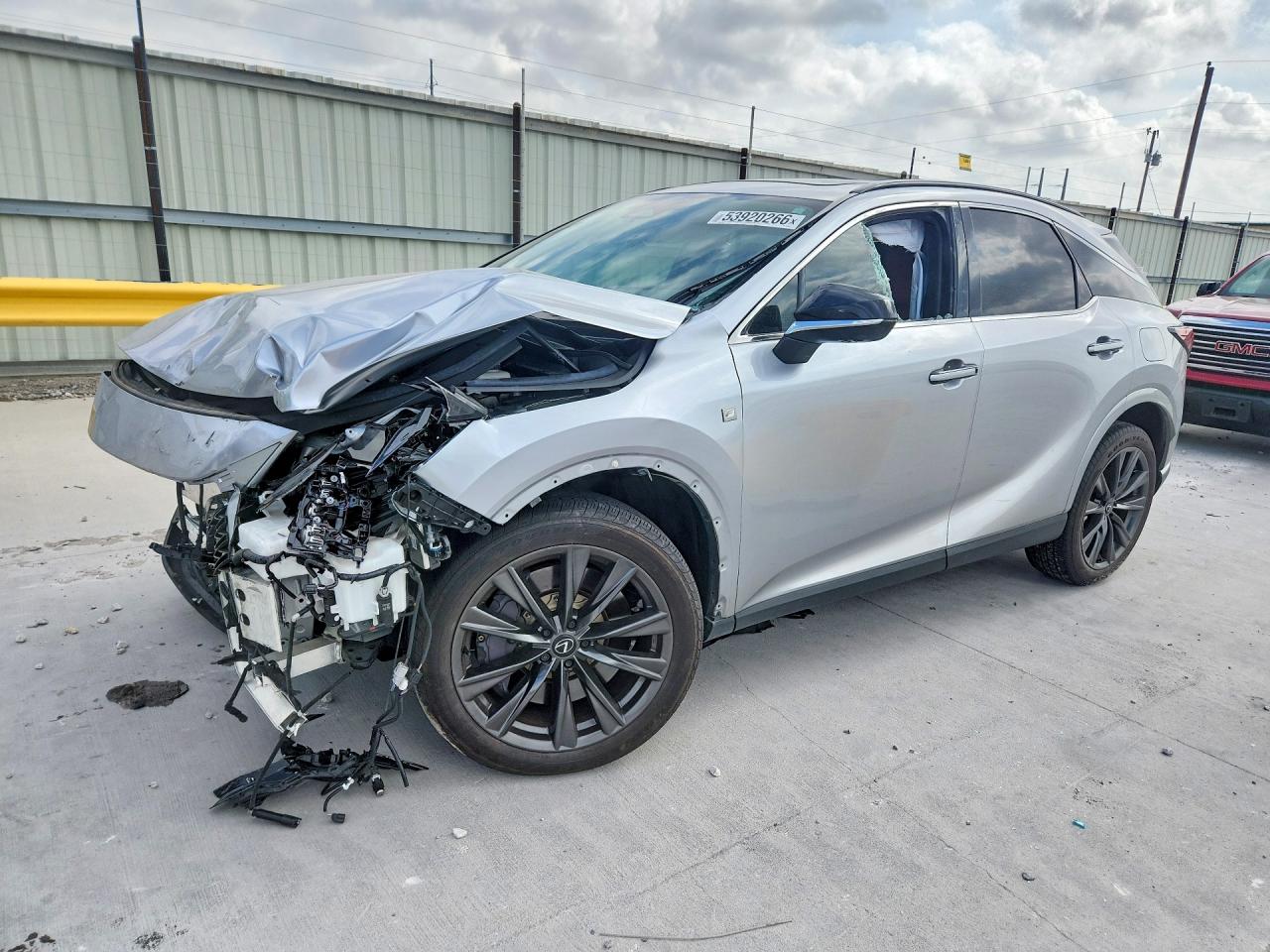 Salvage Lexus RX Image