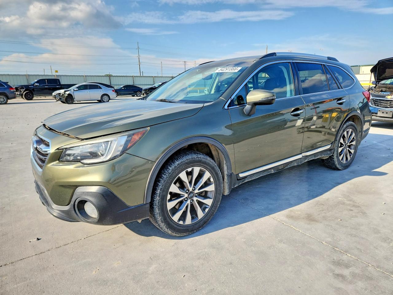 Salvage Subaru Outback Image