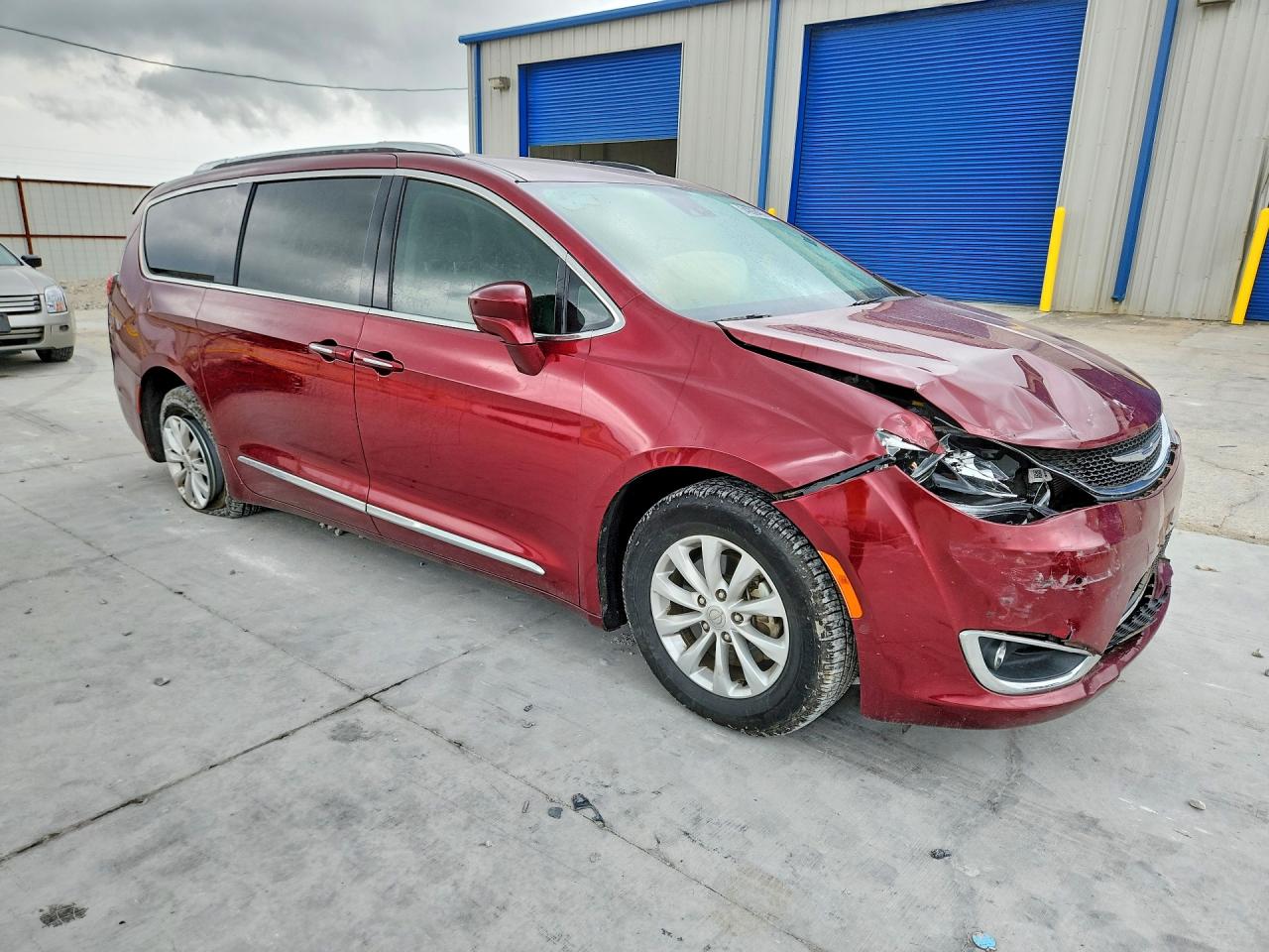 Chrysler Pacifica Touring L
