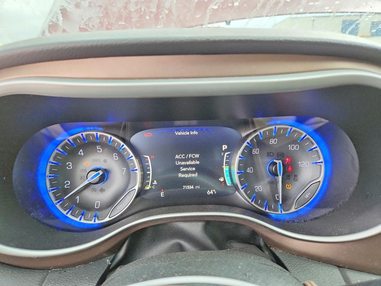 Chrysler Pacifica Touring L