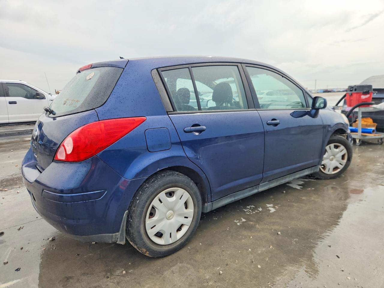 Nissan Versa 1.8 S