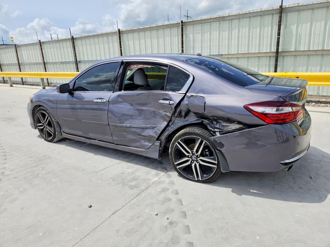 Honda Accord Touring