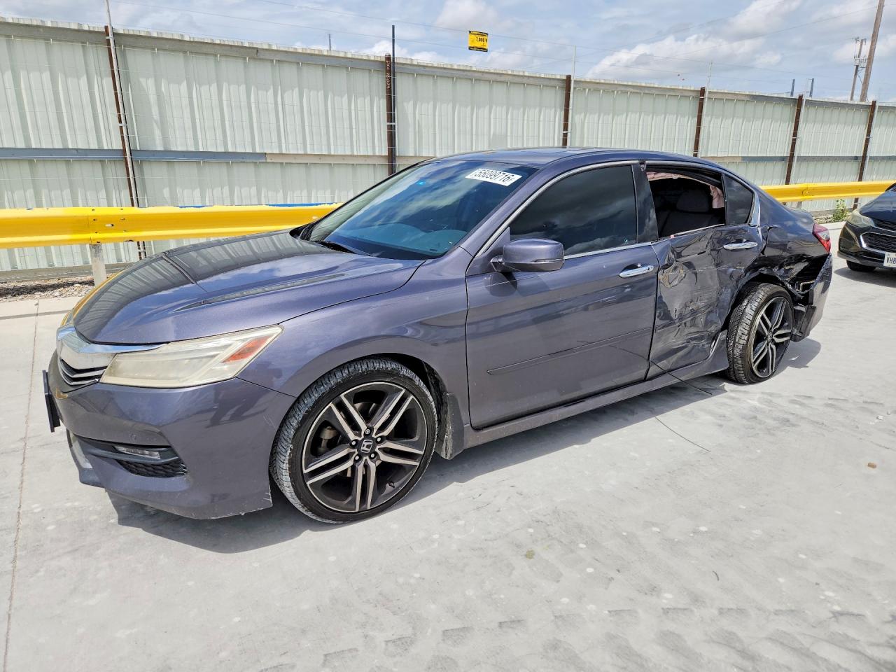 Salvage Honda Accord Image