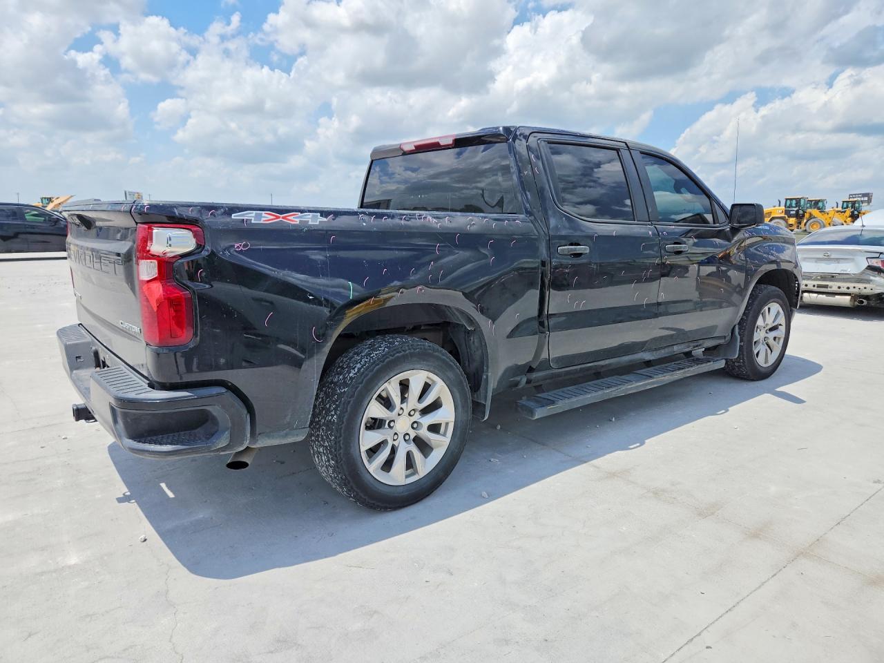 Chevrolet Silverado K1500 Custom