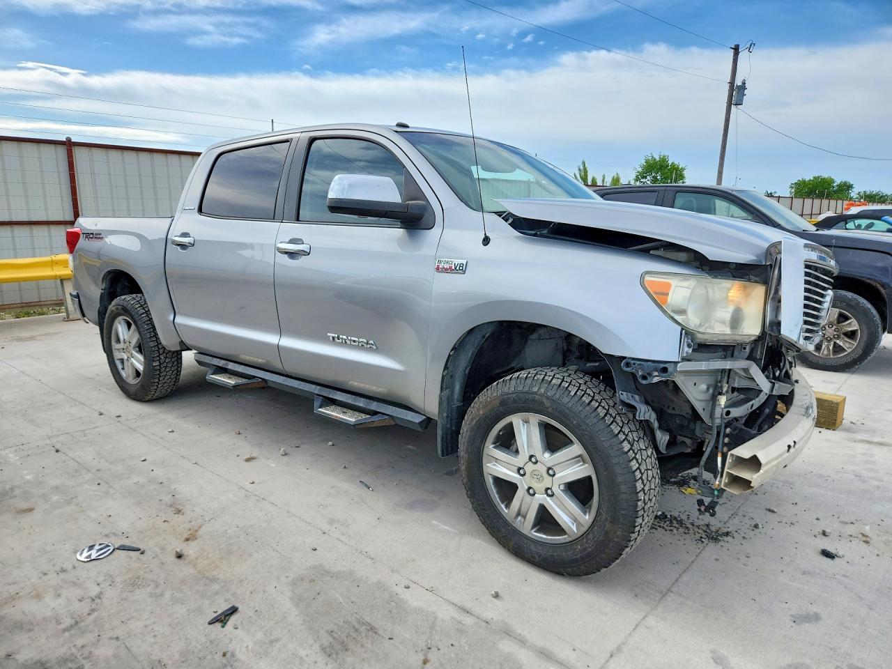 Toyota Tundra Crewmax Limited