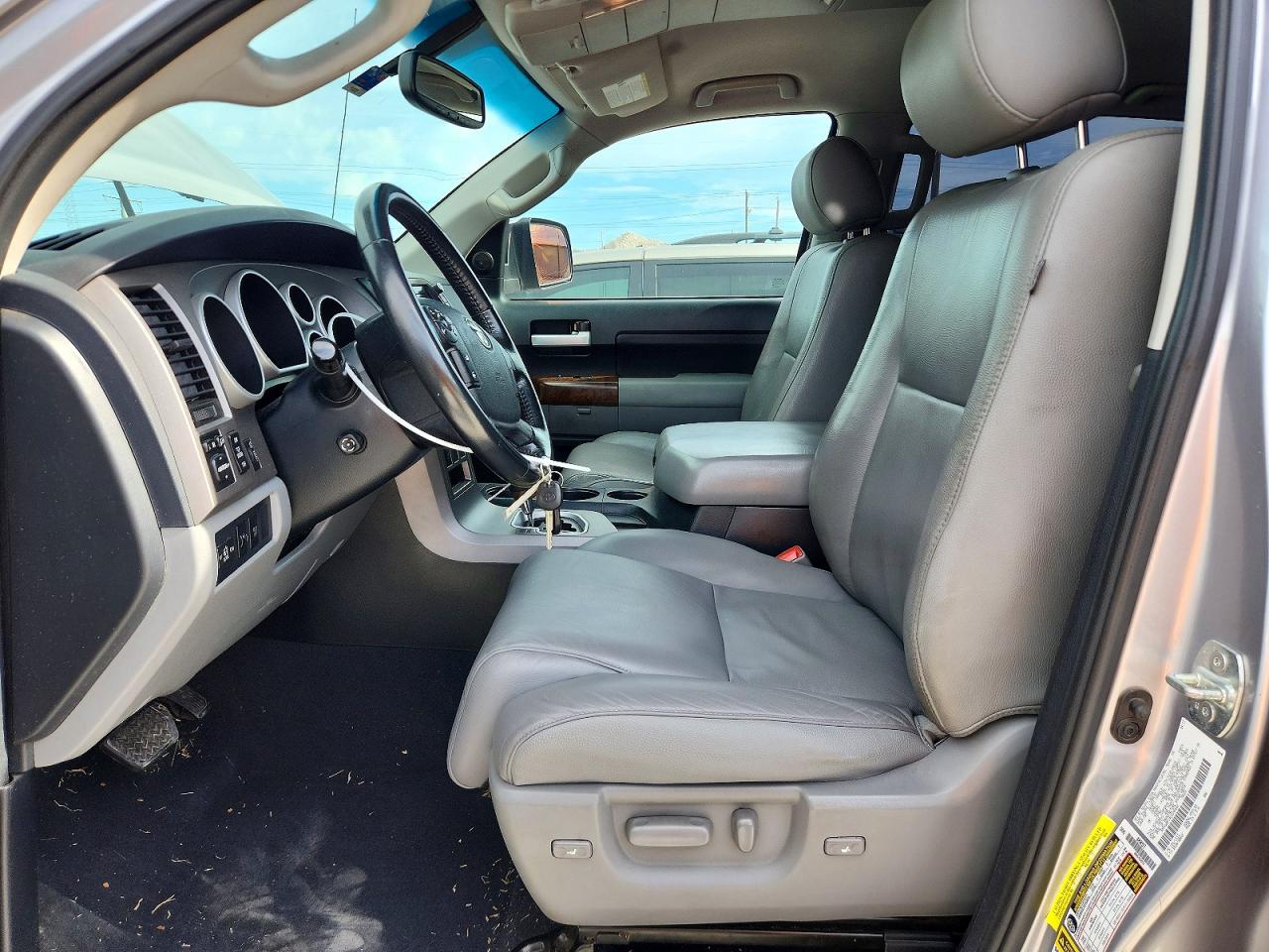 Toyota Tundra Crewmax Limited