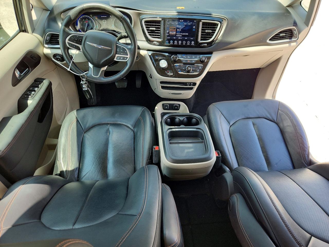 Chrysler Pacifica Touring L