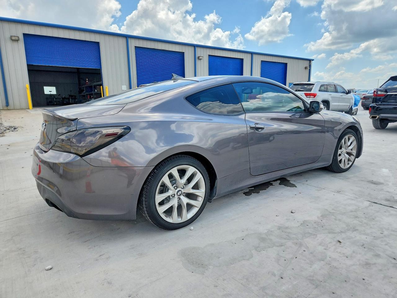 Hyundai Genesis 3.8l