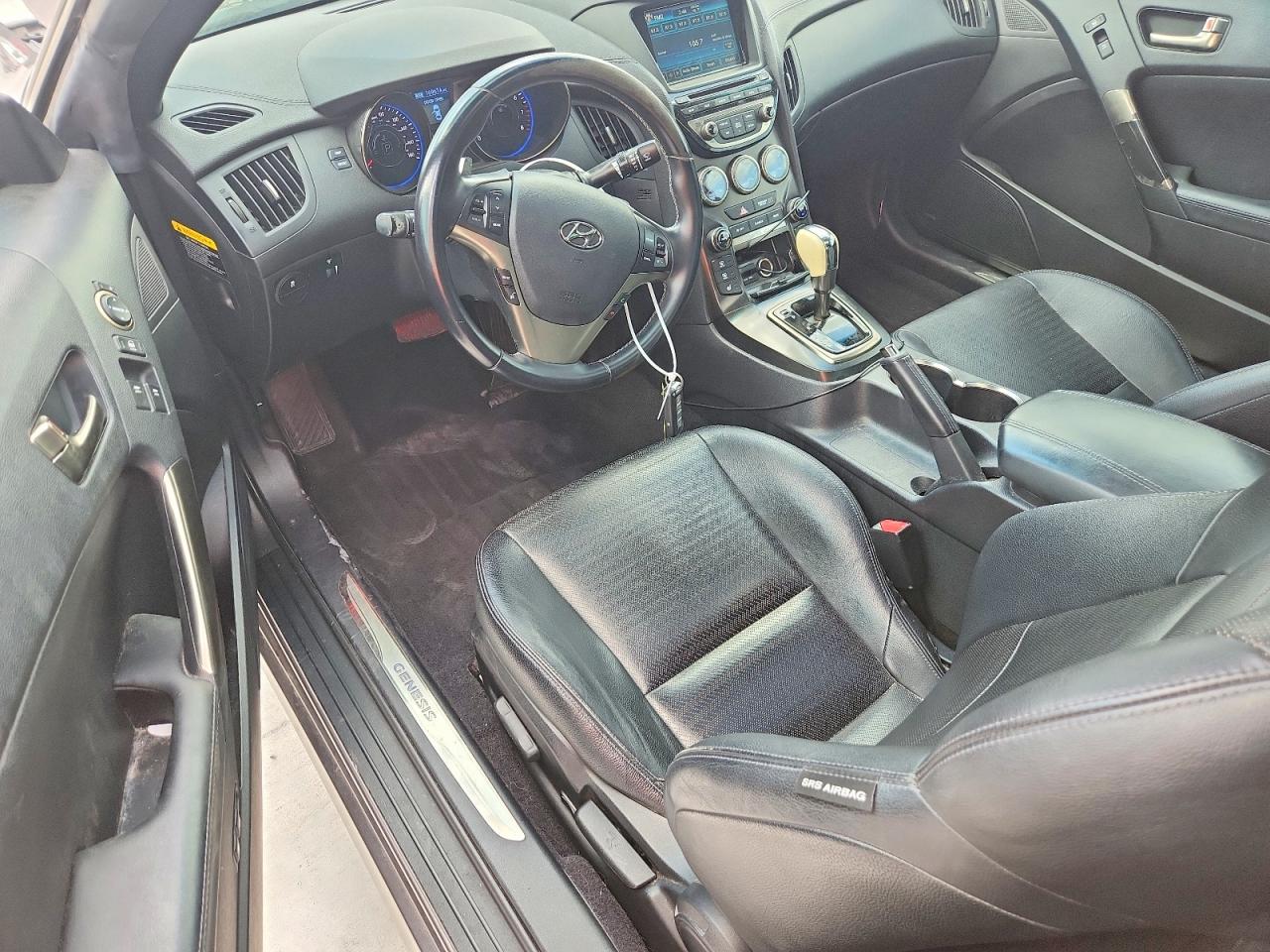 Hyundai Genesis 3.8l