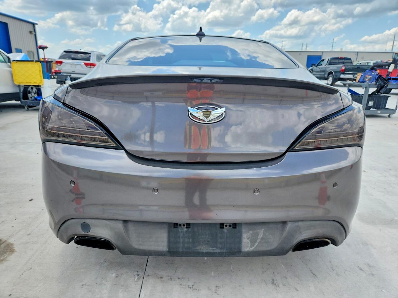 Hyundai Genesis 3.8l