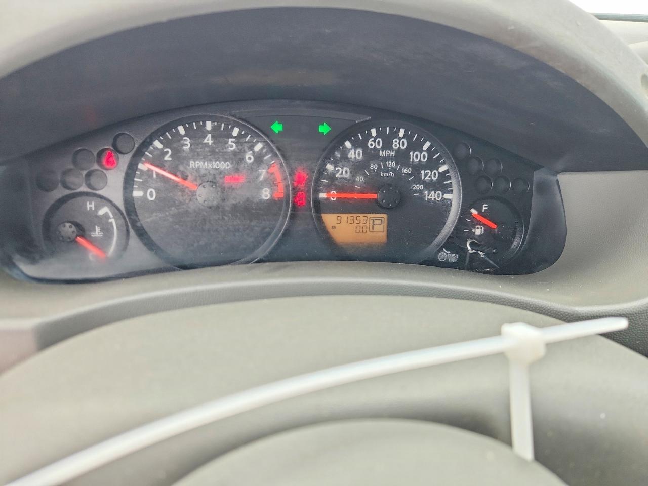 Nissan Frontier S