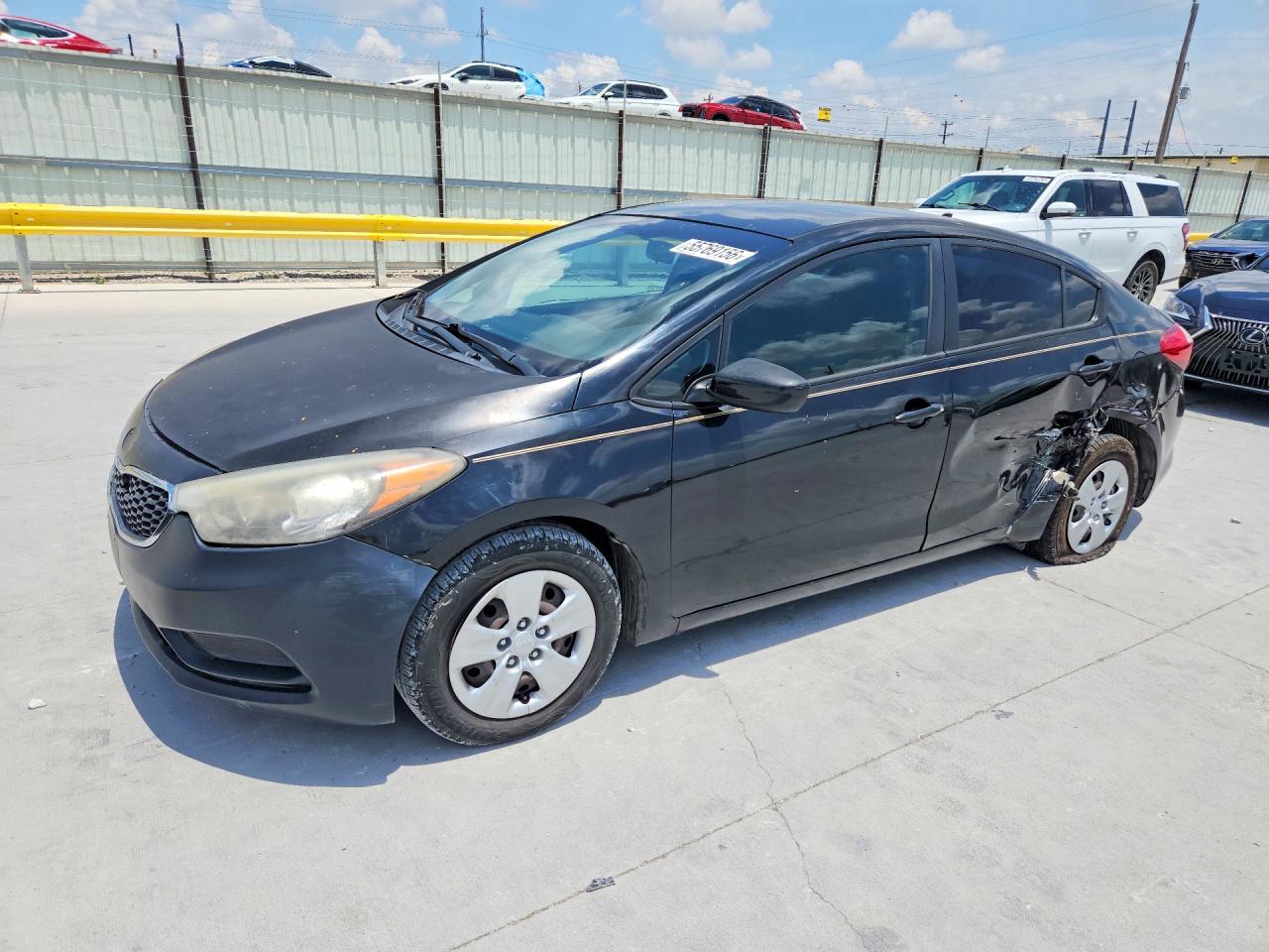 Salvage Kia Forte Image