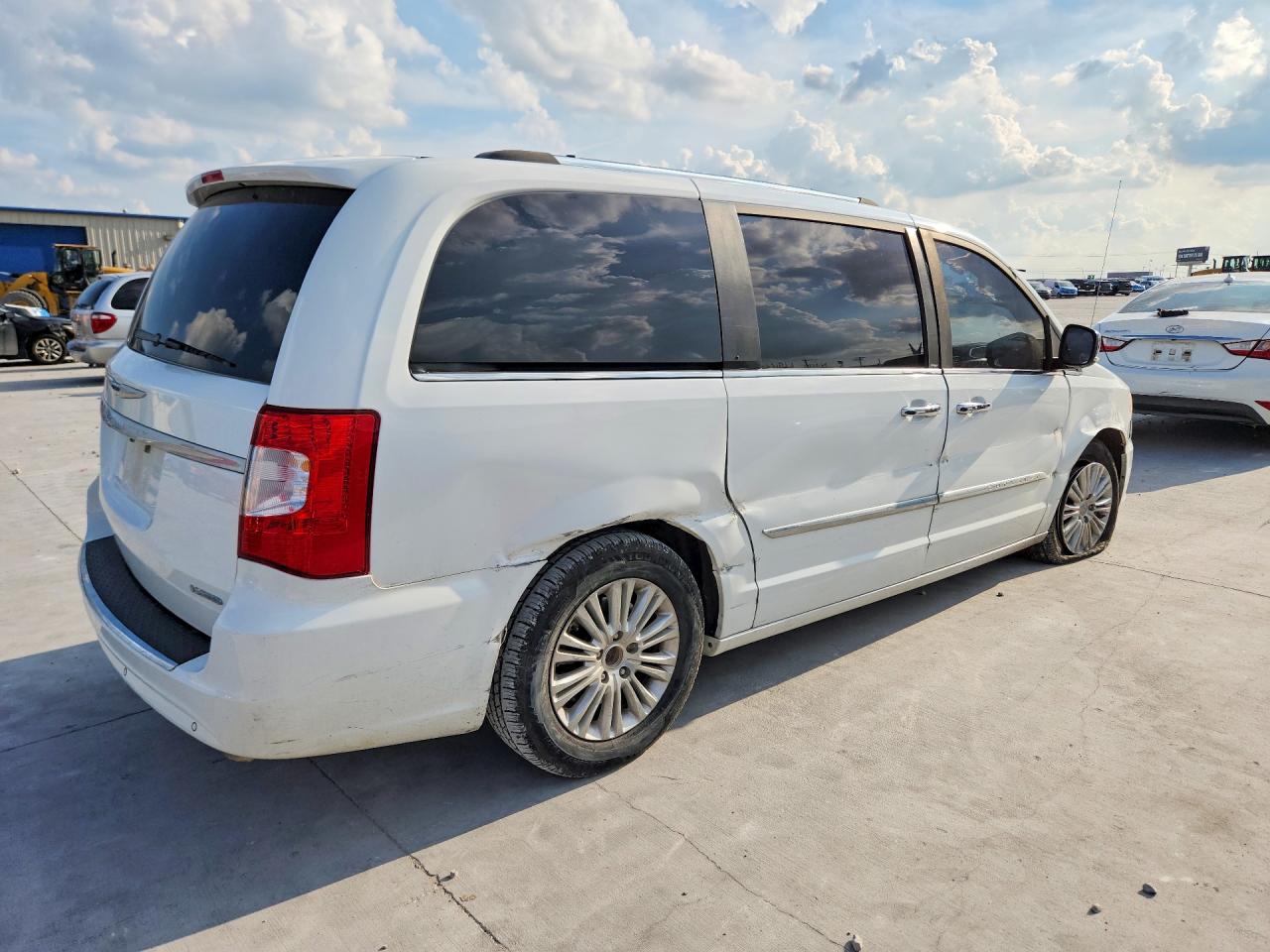 Chrysler Minivan Limited