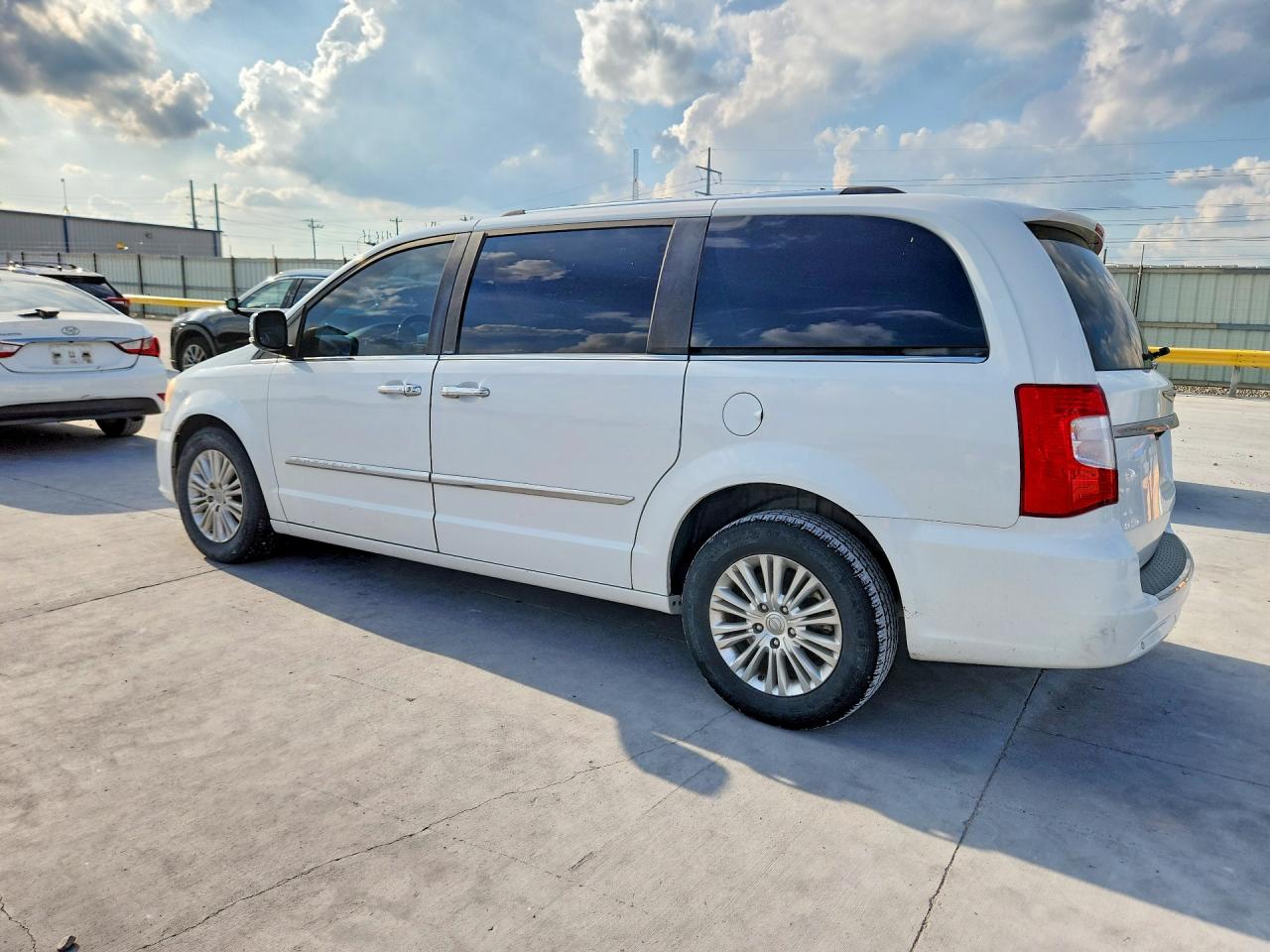 Chrysler Minivan Limited