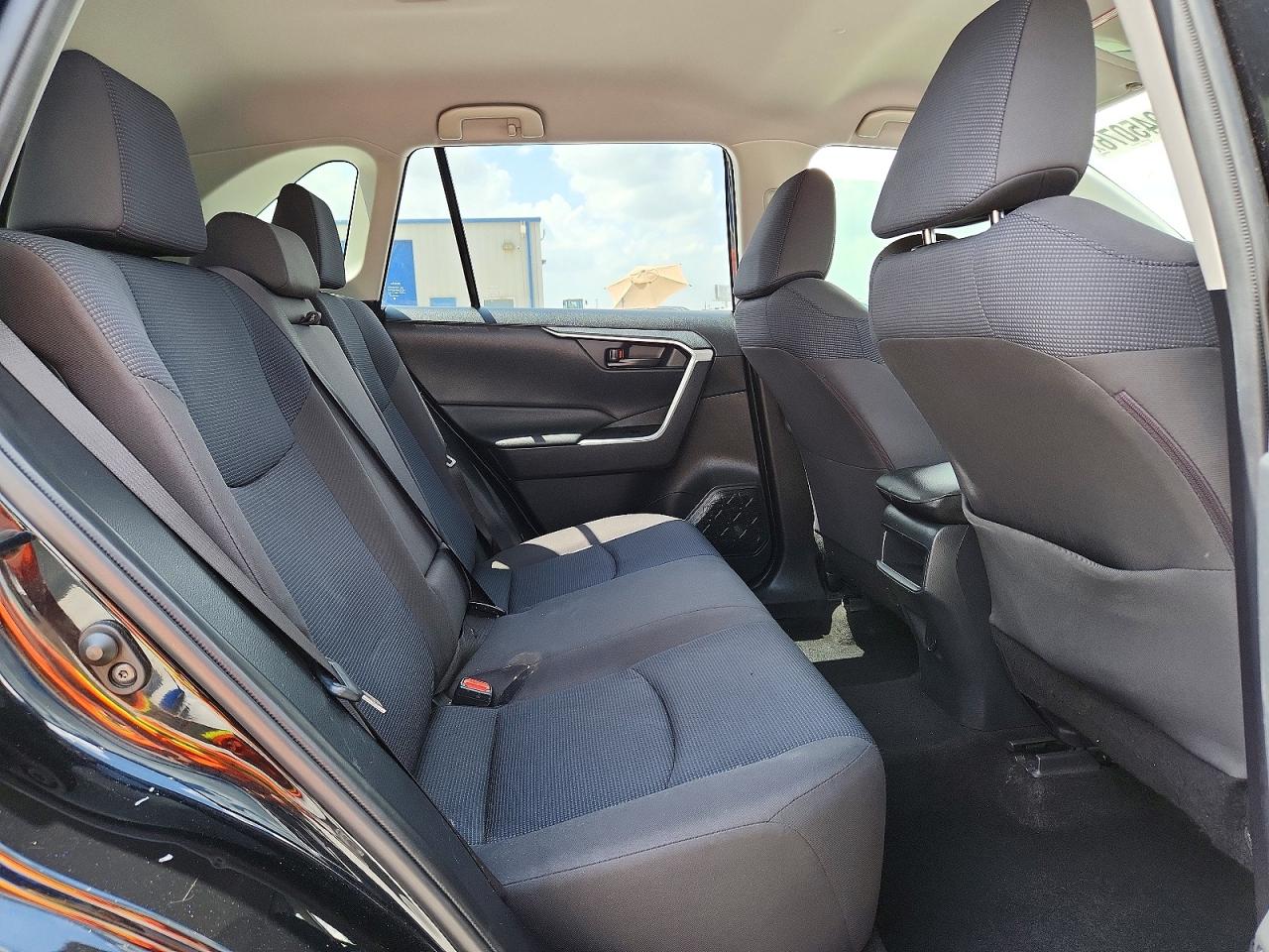Toyota RAV4 Le