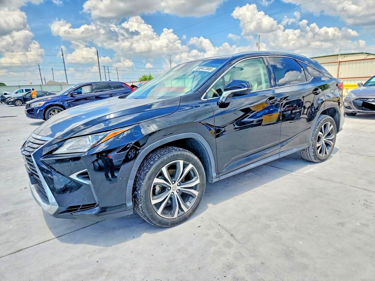 Salvage Lexus RX Image