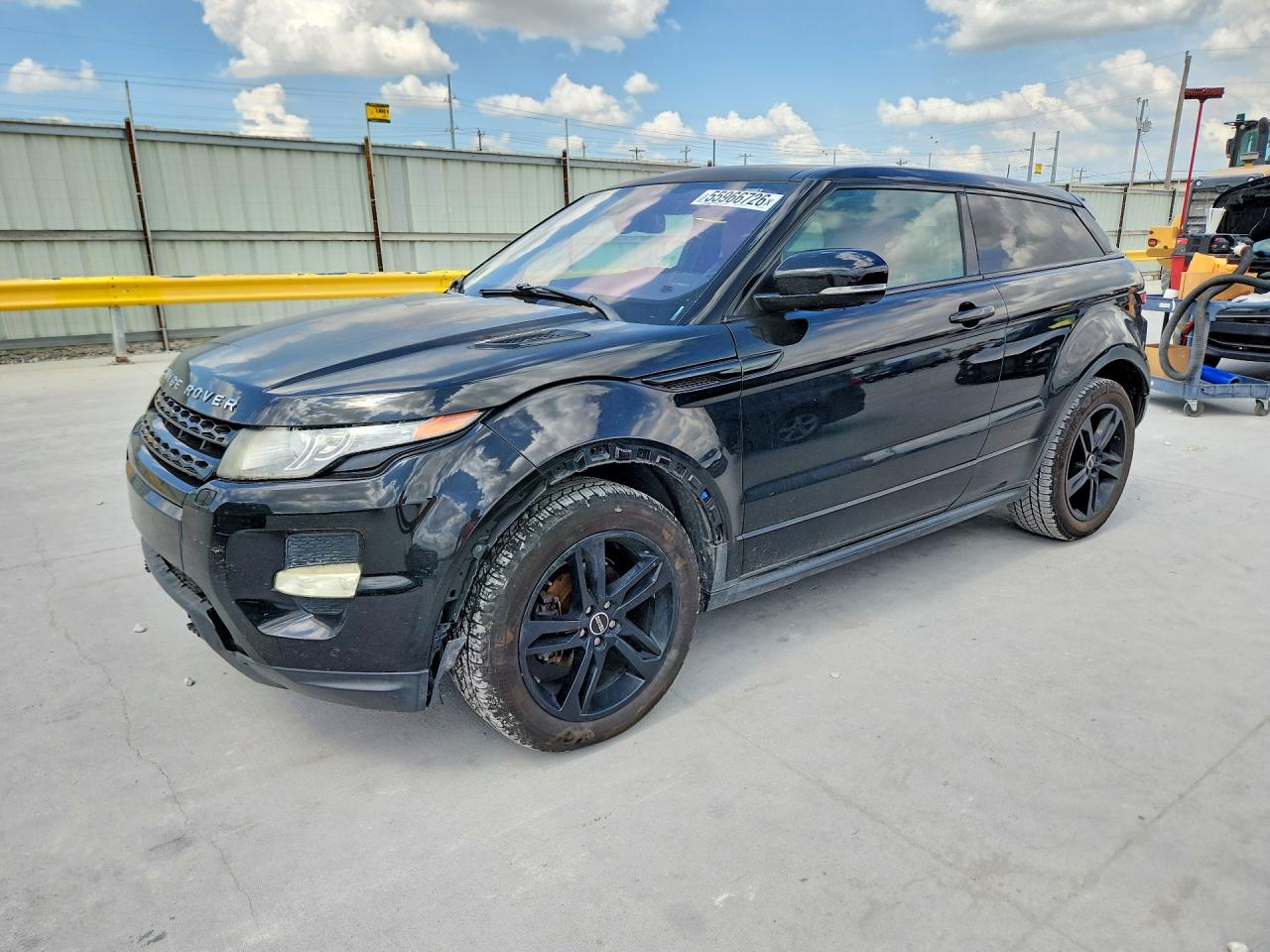 Salvage Land Rover Range Rover Image