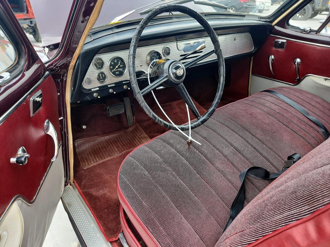 Studebaker Commander Sport