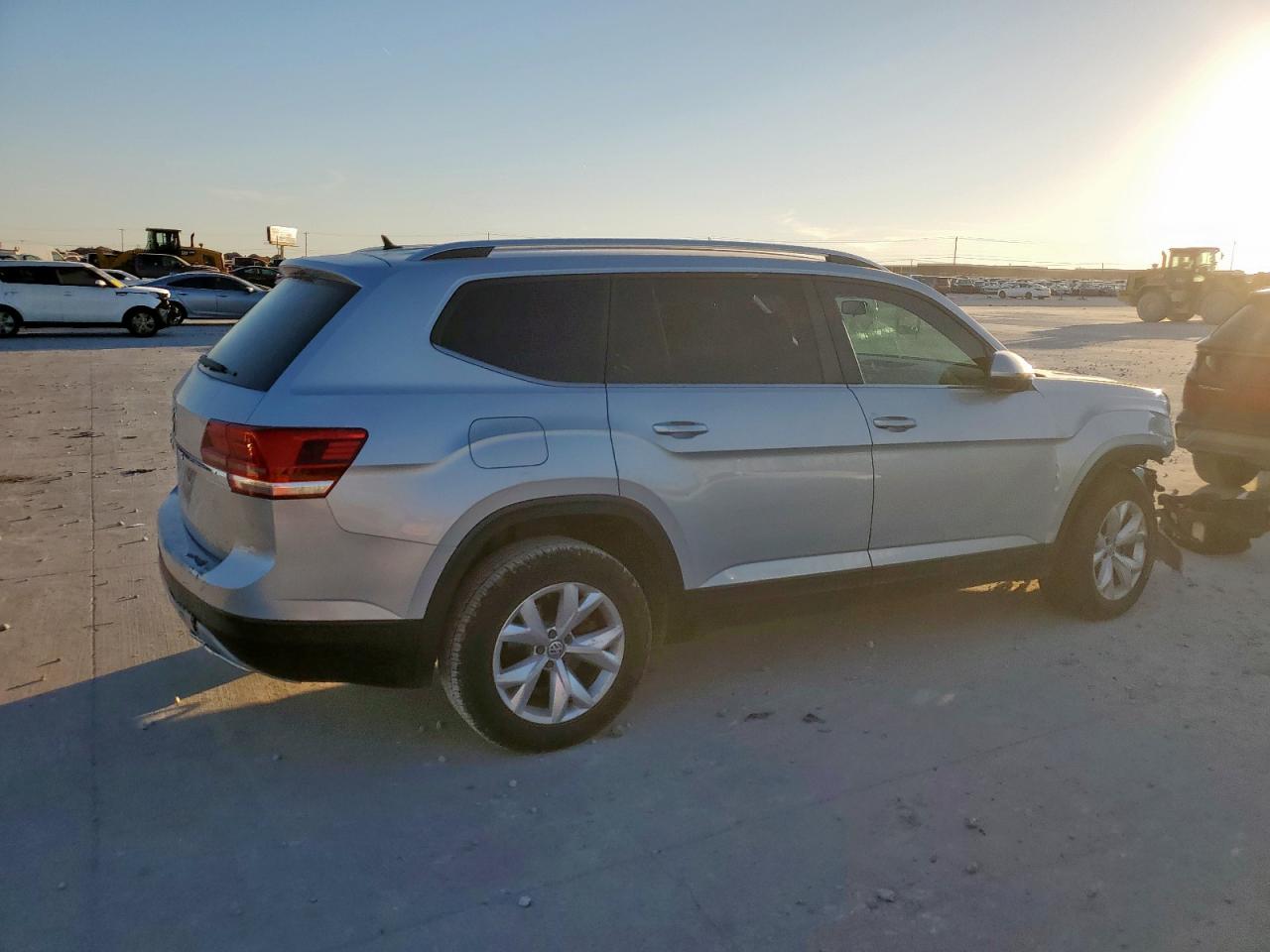 Volkswagen Atlas S