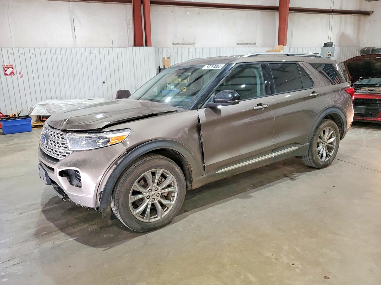 Salvage Ford Explorer Image