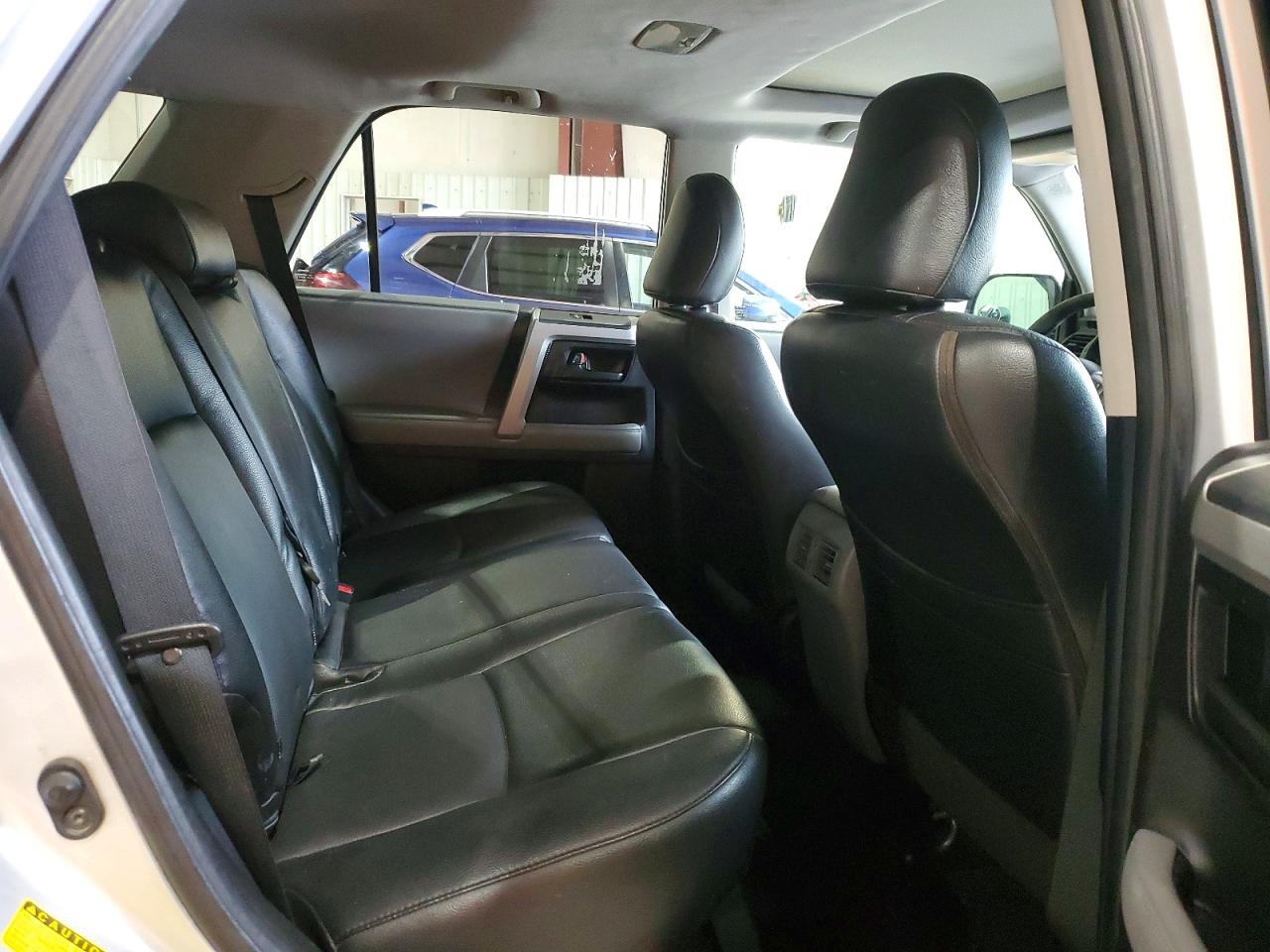 Toyota 4Runner Sr5