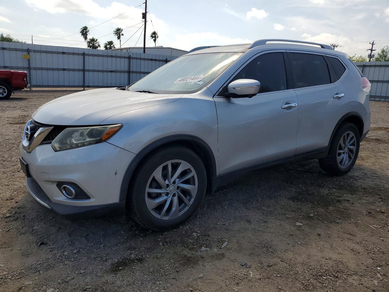 Salvage Nissan Rogue Image