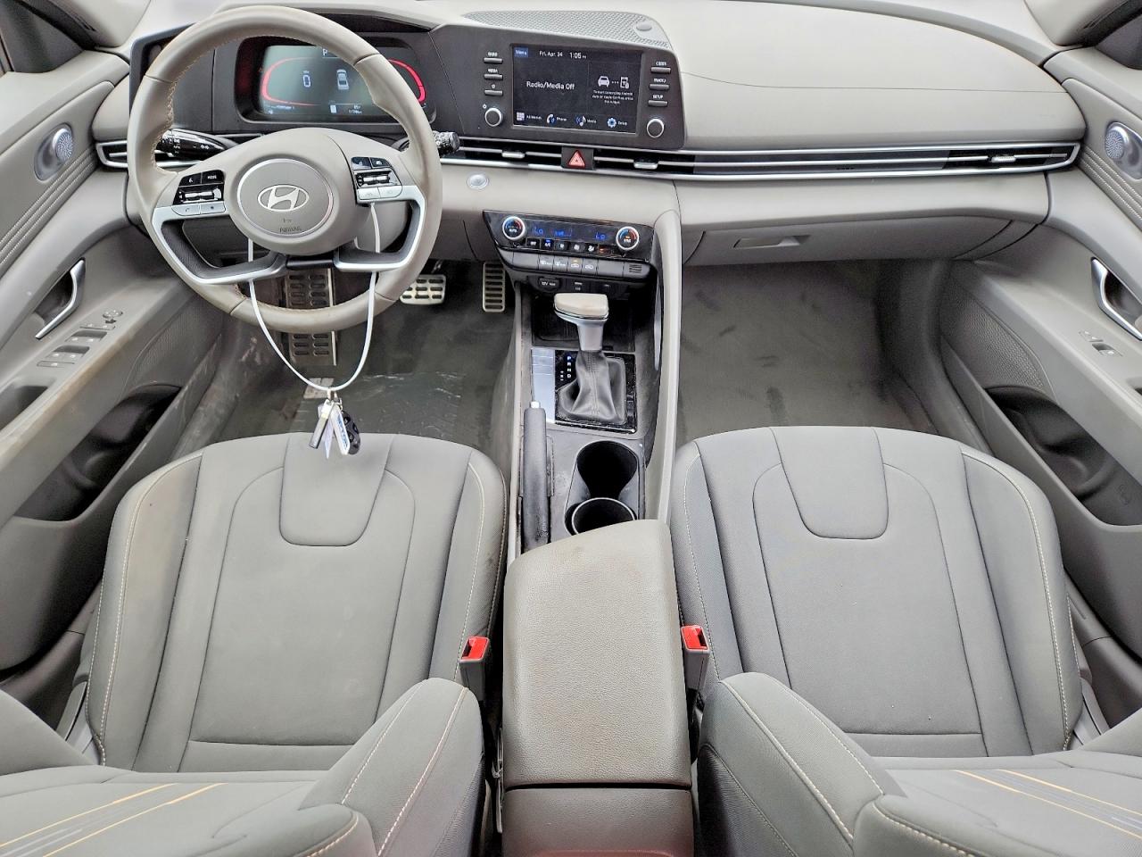 Hyundai ELANTRA Sel Sport