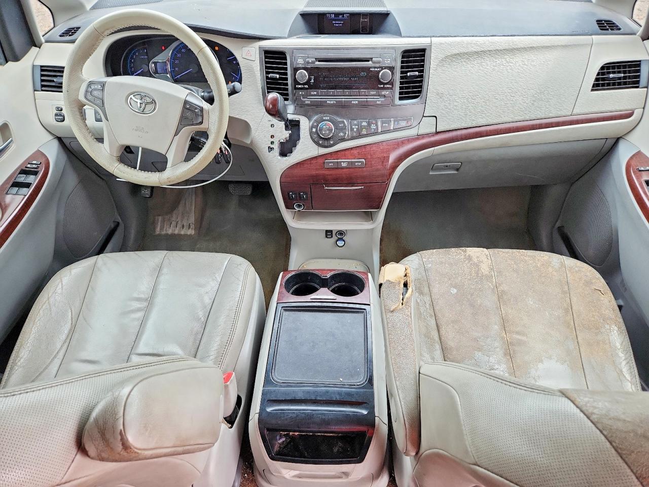 Toyota Sienna Xle 8-passenger