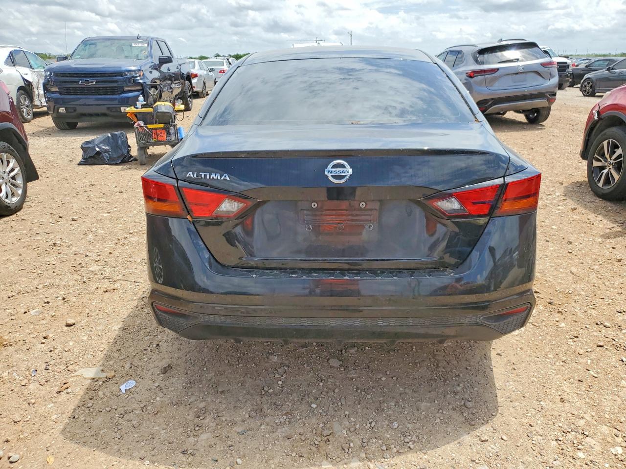 Nissan Altima S