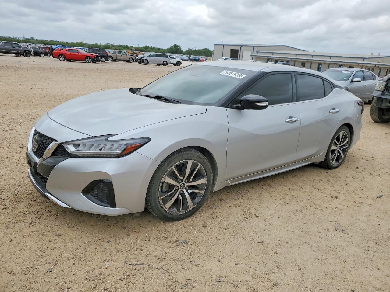 Salvage Nissan Maxima Image