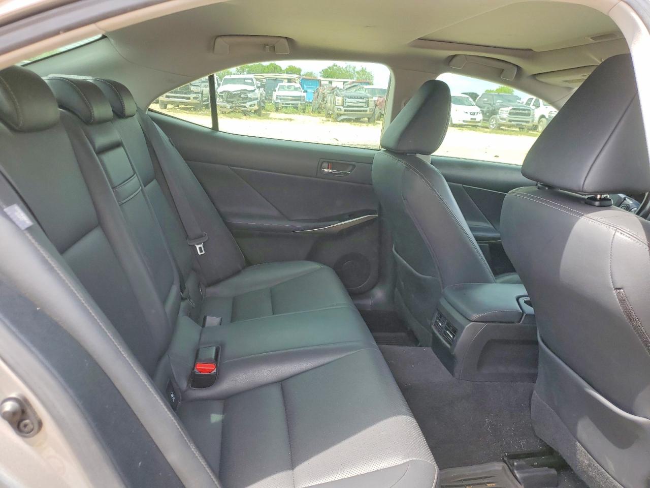 Lexus Is 200t