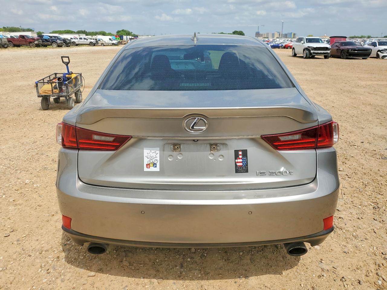 Lexus Is 200t
