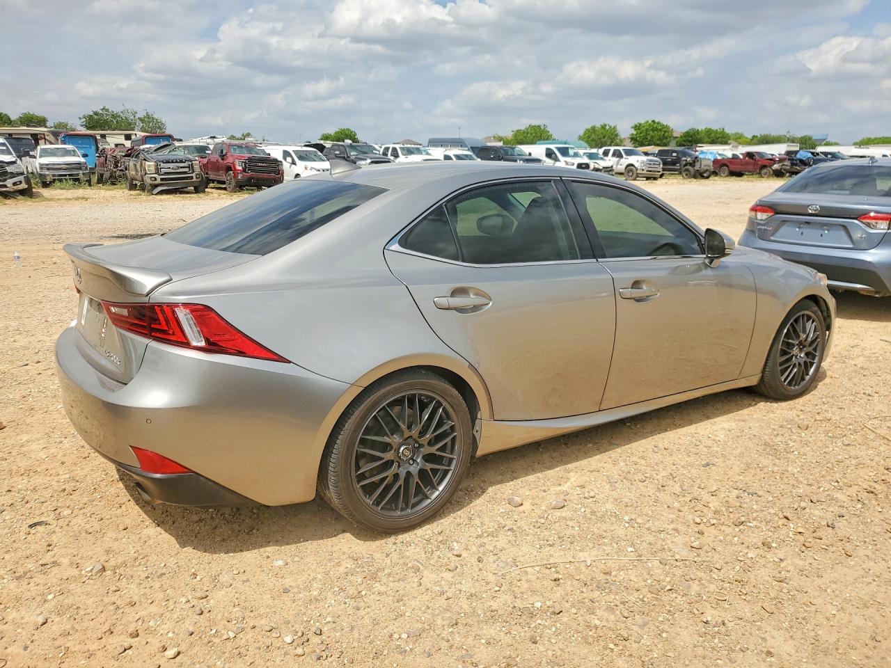 Lexus Is 200t