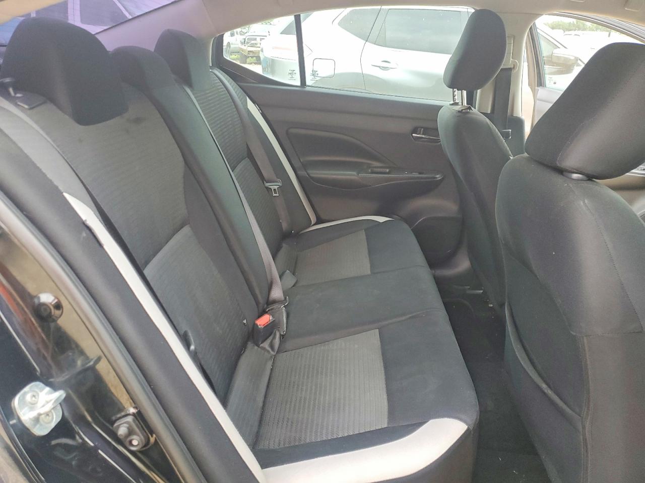 Nissan Versa Sv