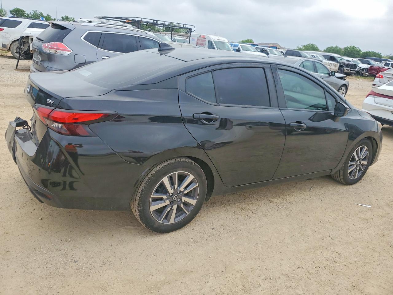 Nissan Versa Sv